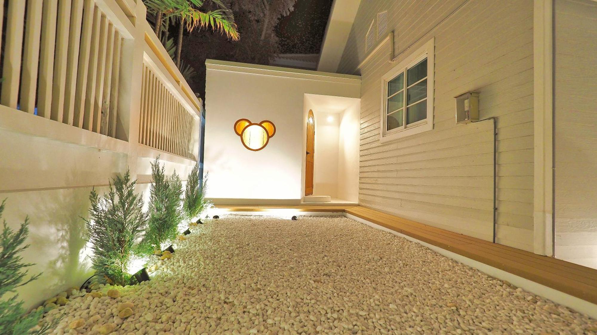 Baan Casita With Private Seaside Cottage Хуа Хин Екстериор снимка