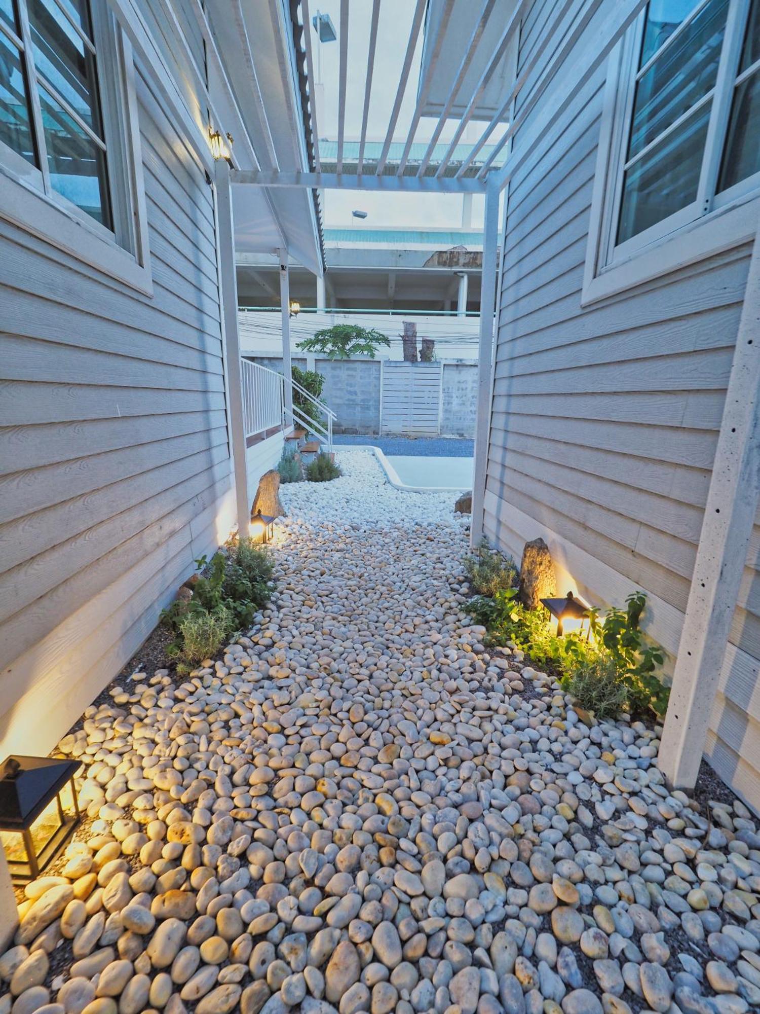 Baan Casita With Private Seaside Cottage Хуа Хин Екстериор снимка